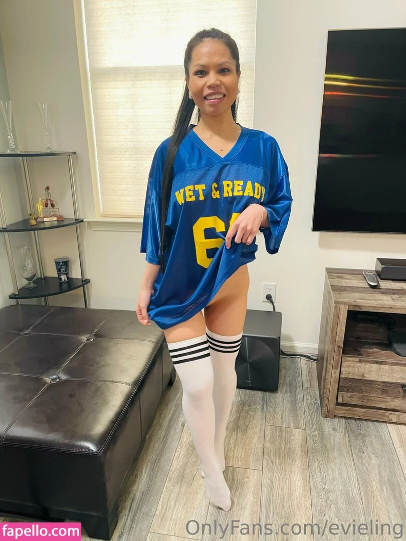 evieling Onlyfans Photo Gallery 