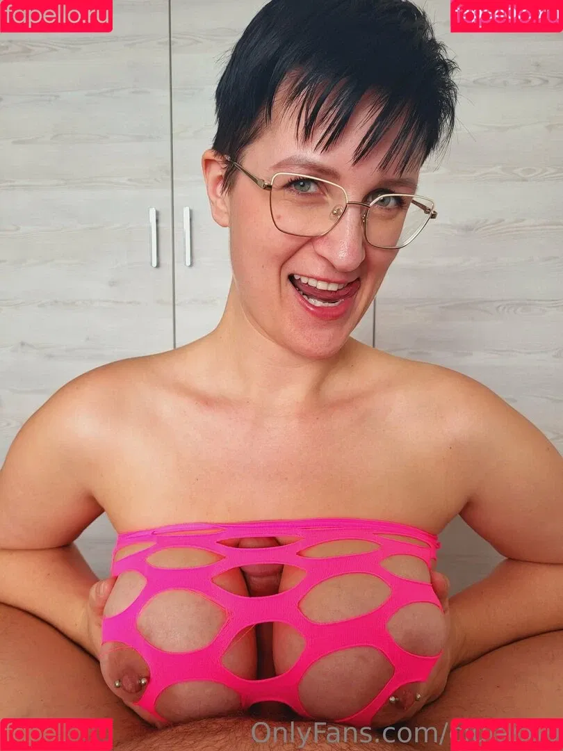 Curvyjules Onlyfans Photo Gallery 
