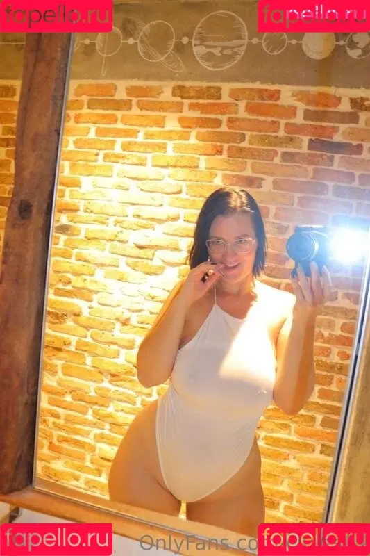 Curvyjules Onlyfans Photo Gallery 