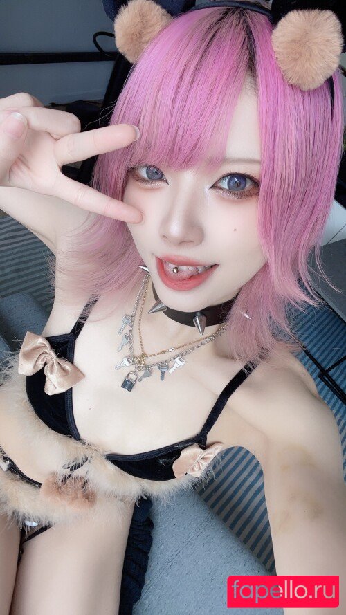 Ponyoouji Nude Onlyfans Photo 49