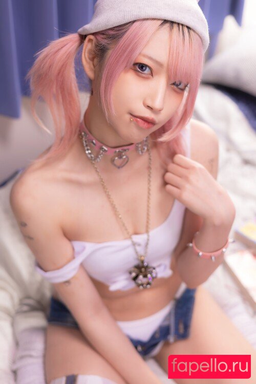 Ponyoouji Nude Onlyfans Photo 27