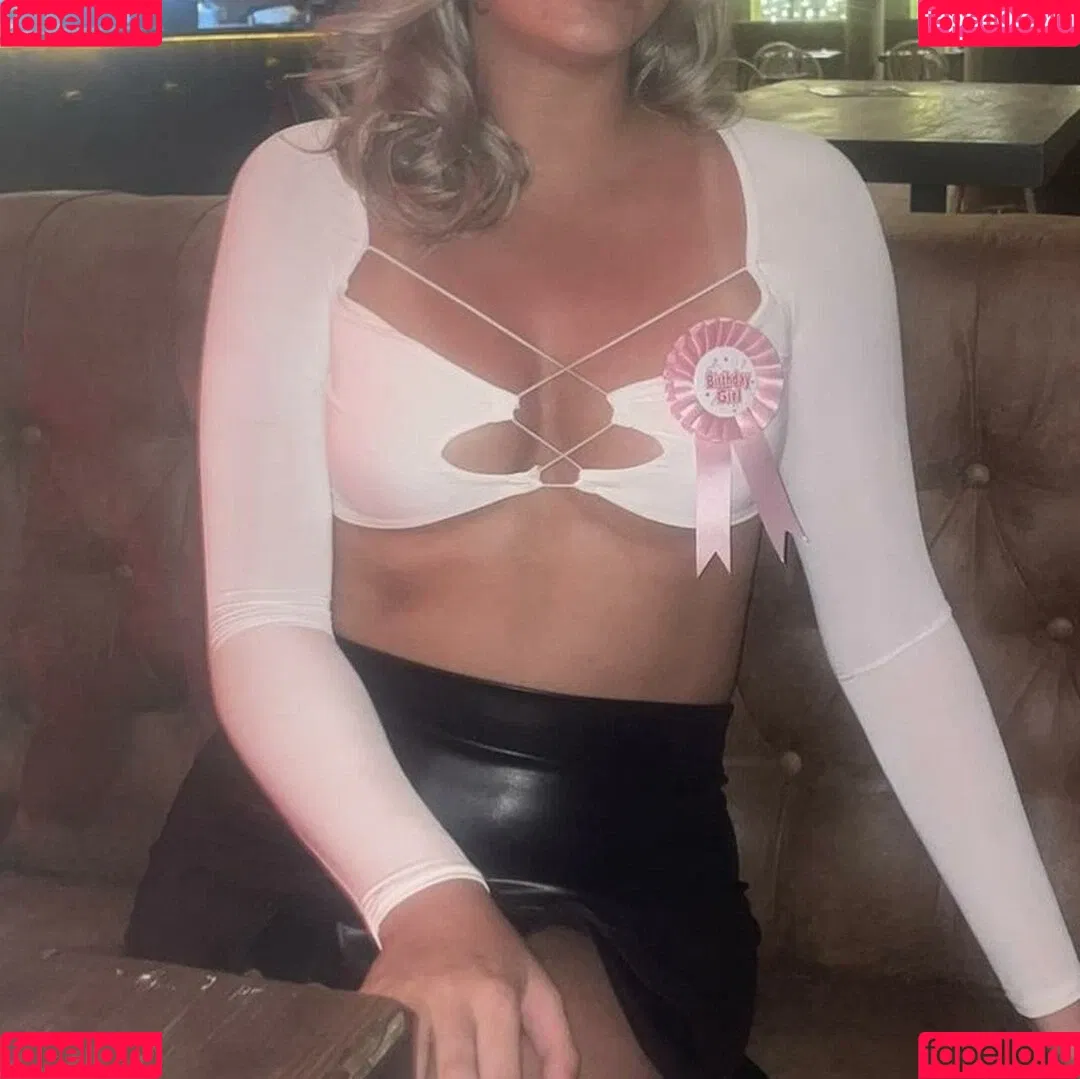 Aimee McColl Onlyfans Photo Gallery 