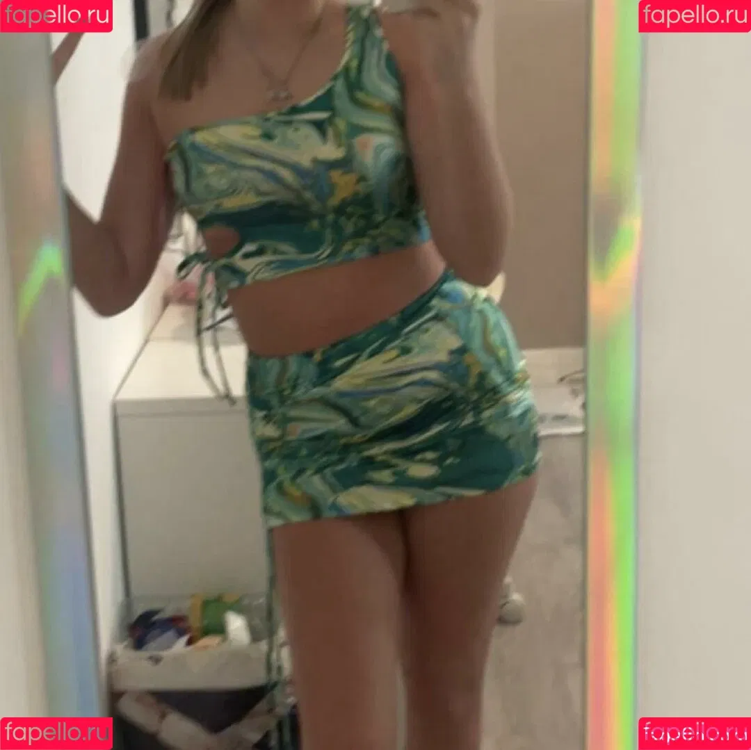Aimee McColl Onlyfans Photo Gallery 