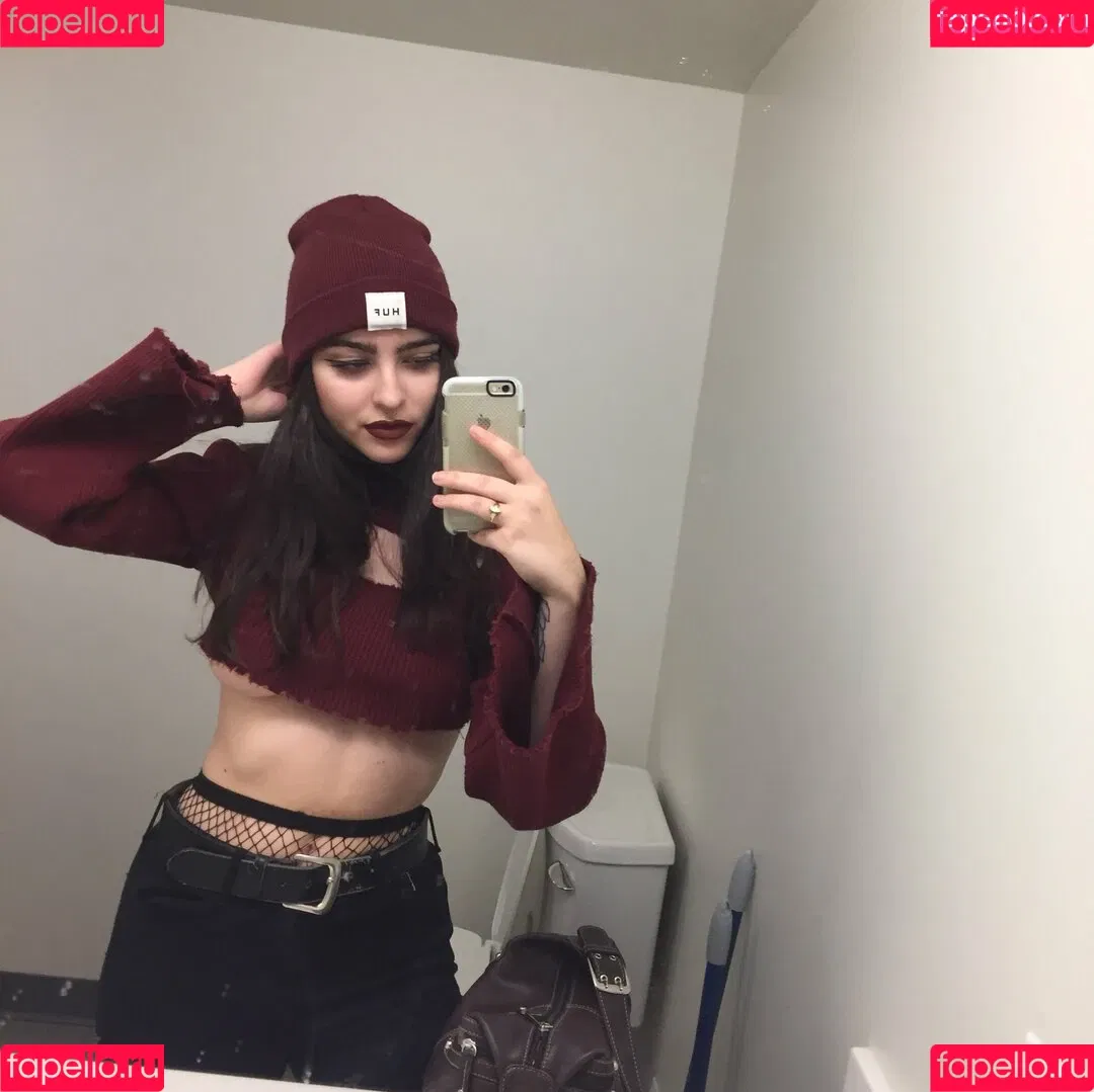 artbitch666 Onlyfans Photo Gallery 