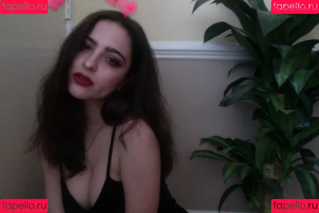 artbitch666 Onlyfans Photo Gallery 
