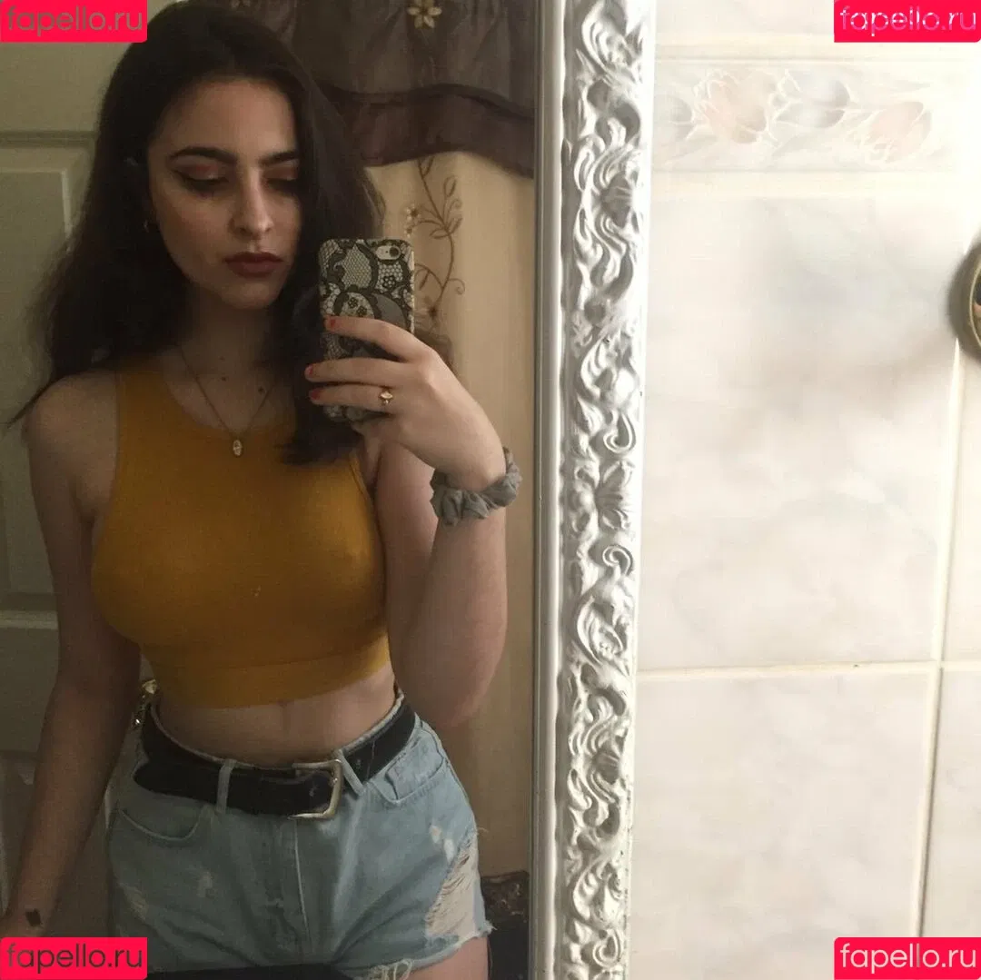 artbitch666 Onlyfans Photo Gallery 