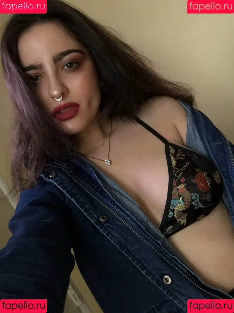 artbitch666 Onlyfans Photo Gallery 