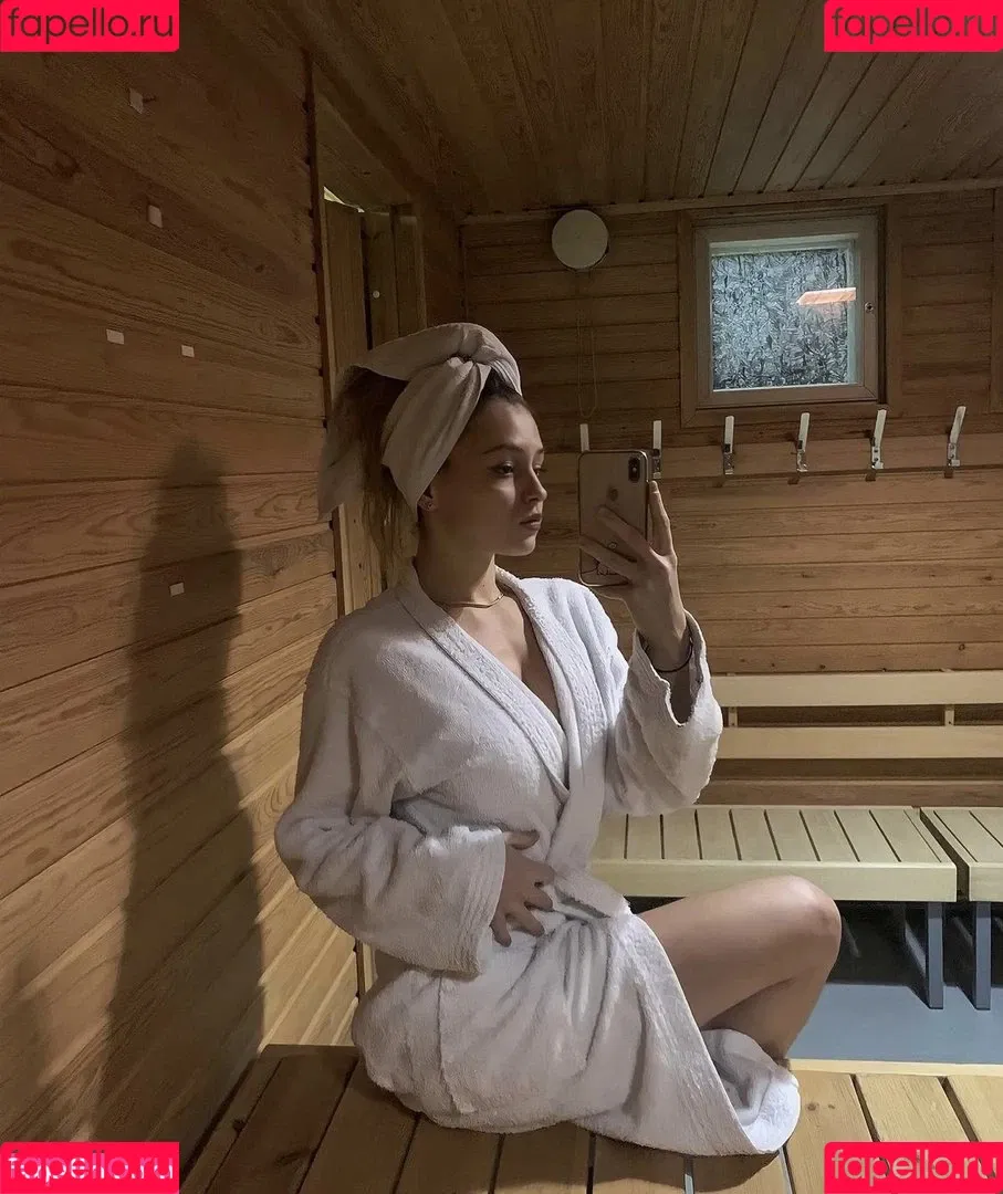 Romane Salvetti Onlyfans Photo Gallery 