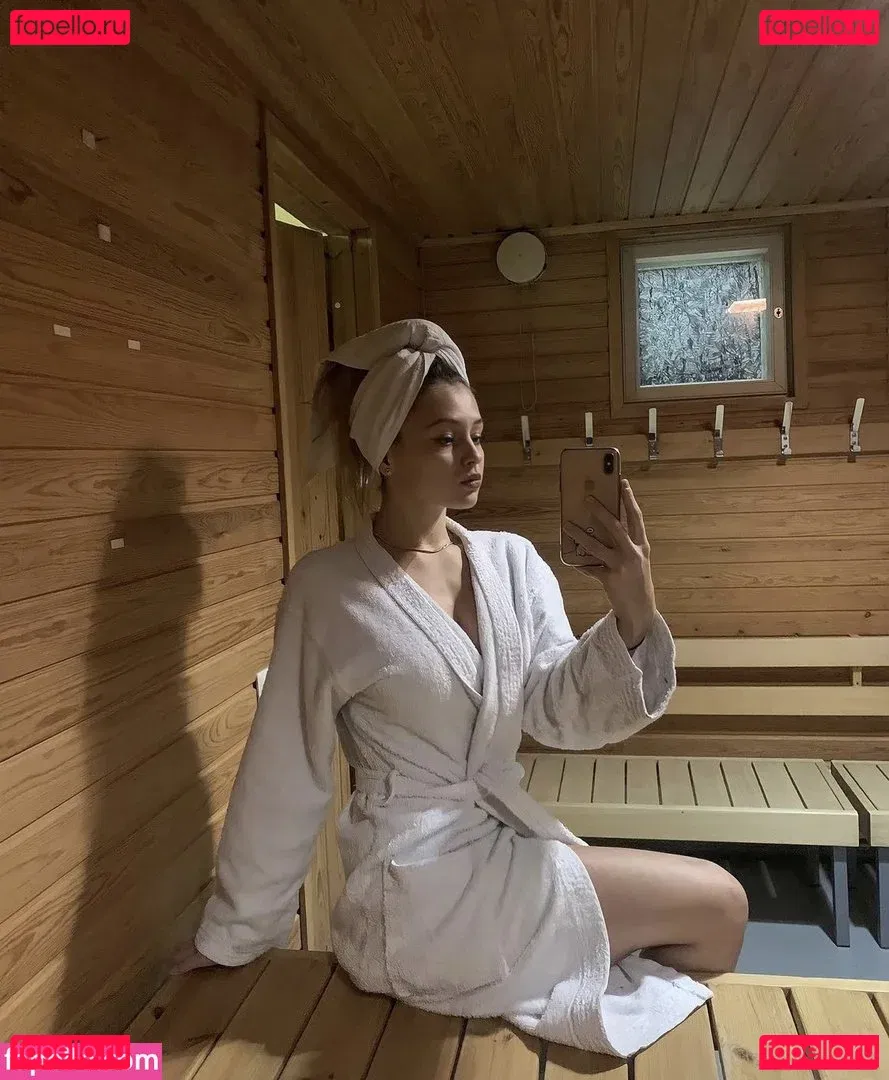 Romane Salvetti Onlyfans Photo Gallery 