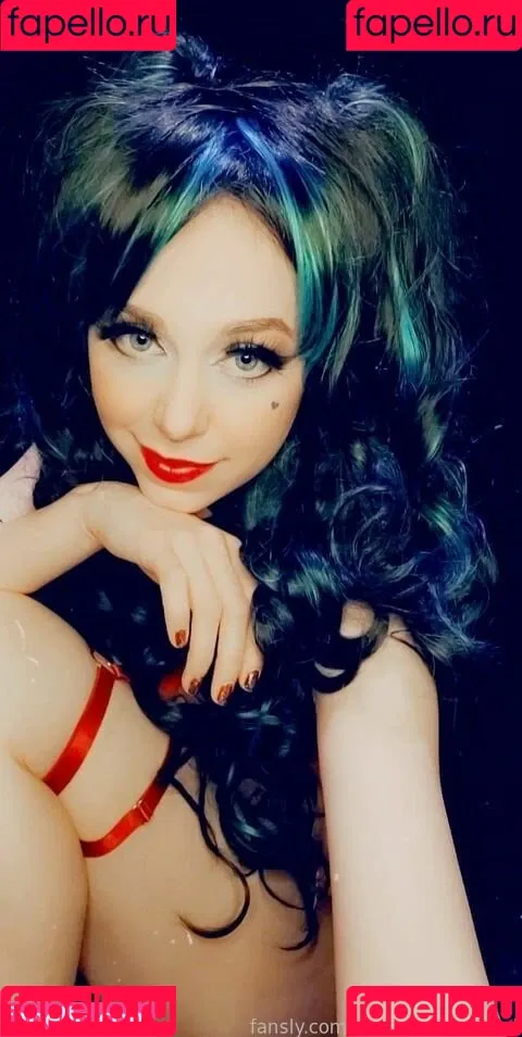 roseiquartzofficial Onlyfans Photo Gallery 