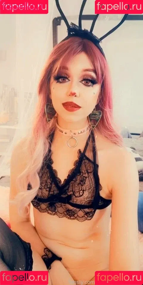 roseiquartzofficial Onlyfans Photo Gallery 