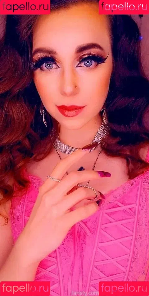 roseiquartzofficial Onlyfans Photo Gallery 