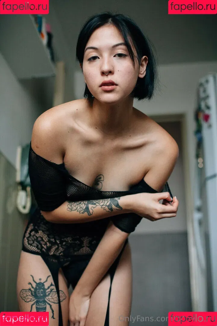B4bychan Onlyfans Photo Gallery 
