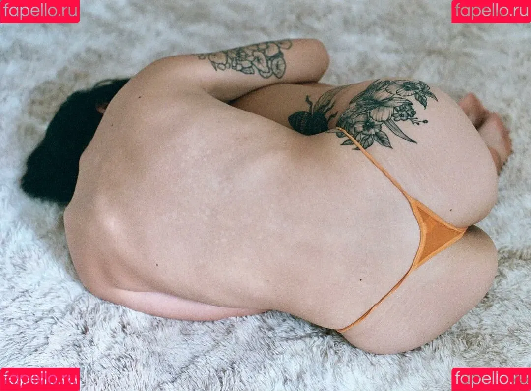 B4bychan Onlyfans Photo Gallery 