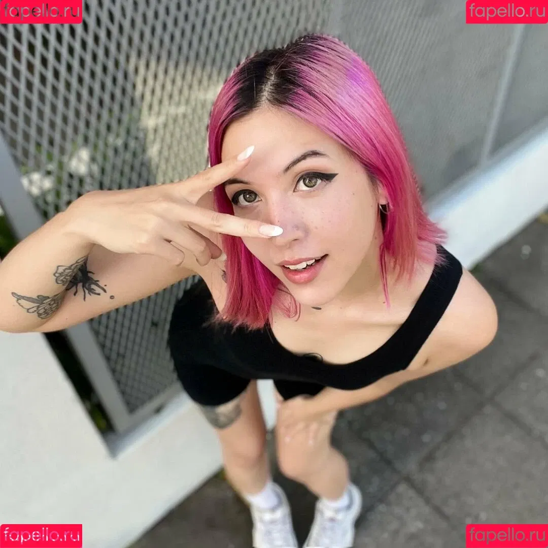 B4bychan Onlyfans Photo Gallery 