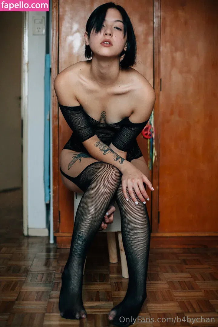 B4bychan Onlyfans Photo Gallery 