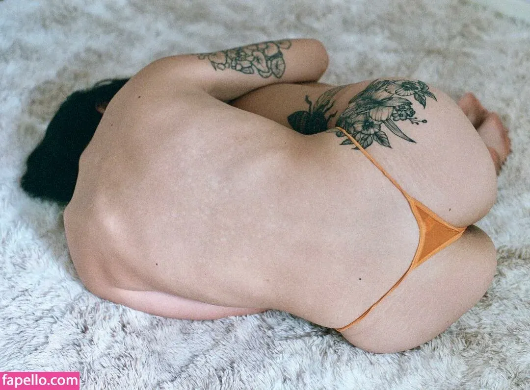 B4bychan Onlyfans Photo Gallery 