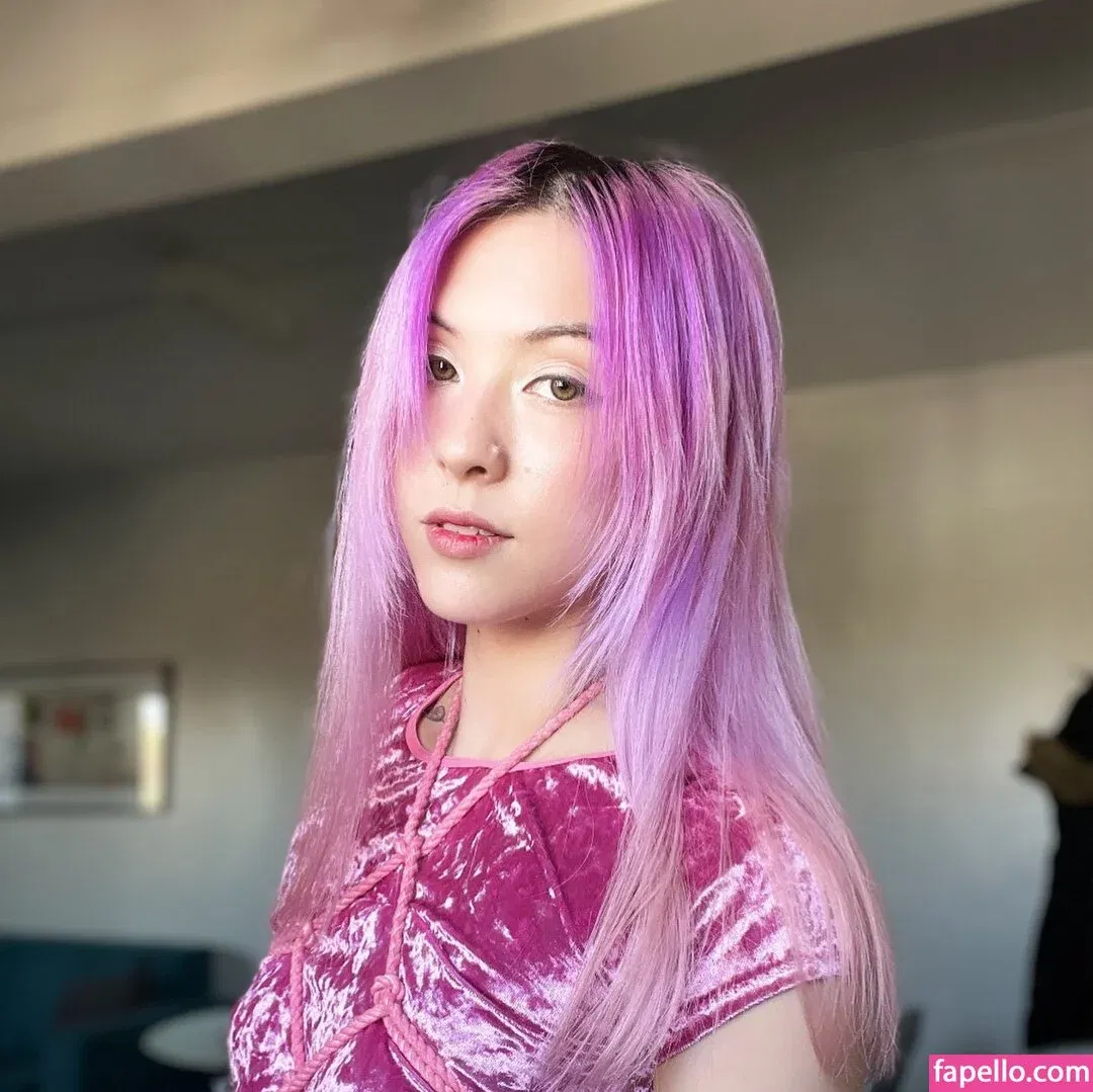 B4bychan Onlyfans Photo Gallery 