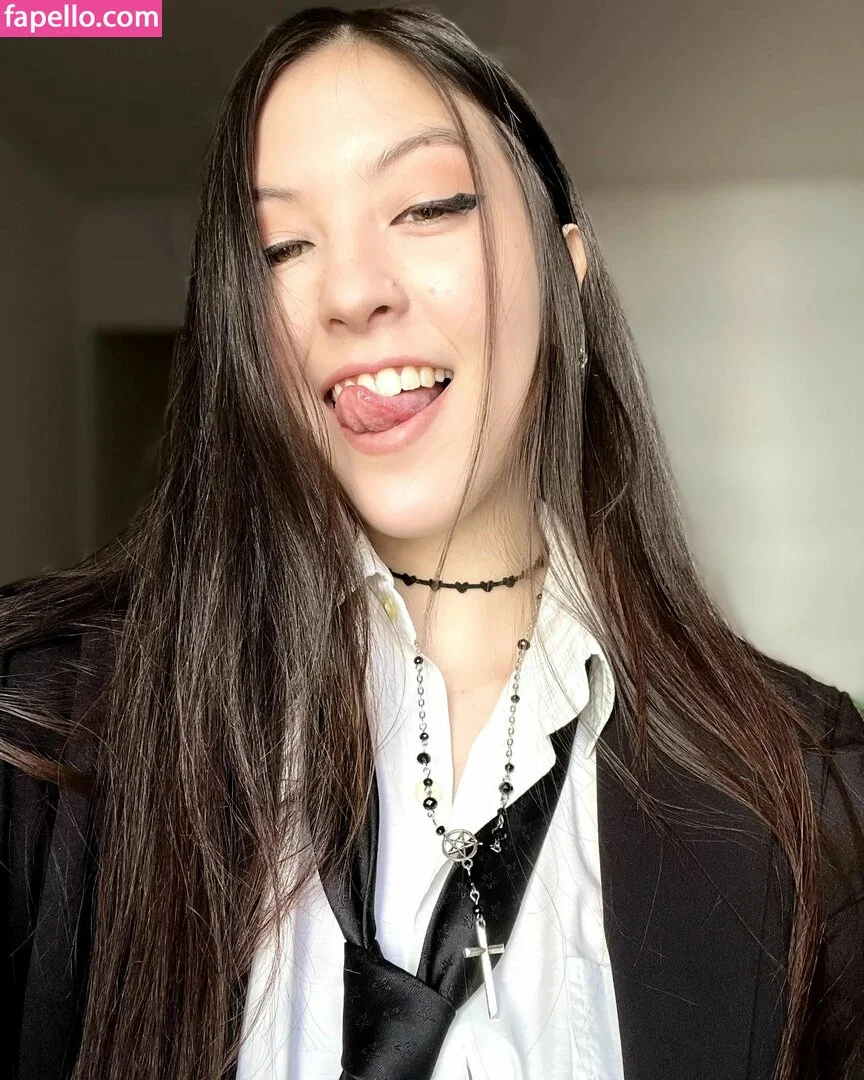 B4bychan Onlyfans Photo Gallery 