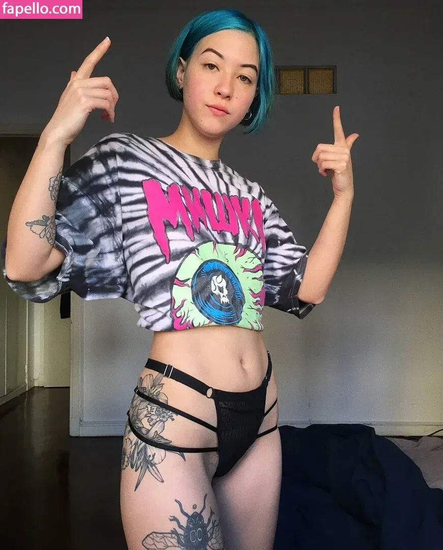 B4bychan Onlyfans Photo Gallery 