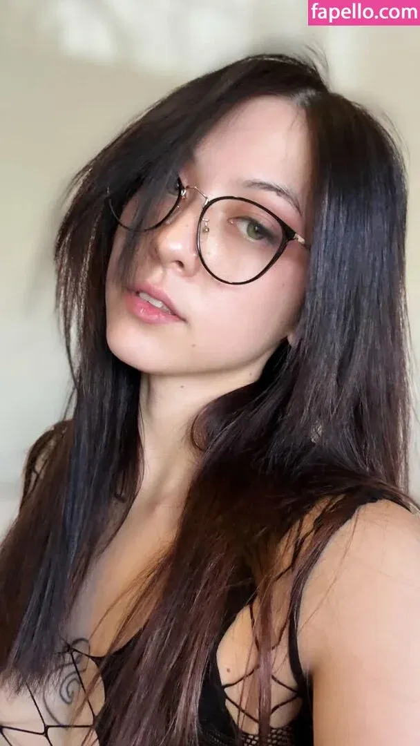 B4bychan Onlyfans Photo Gallery 