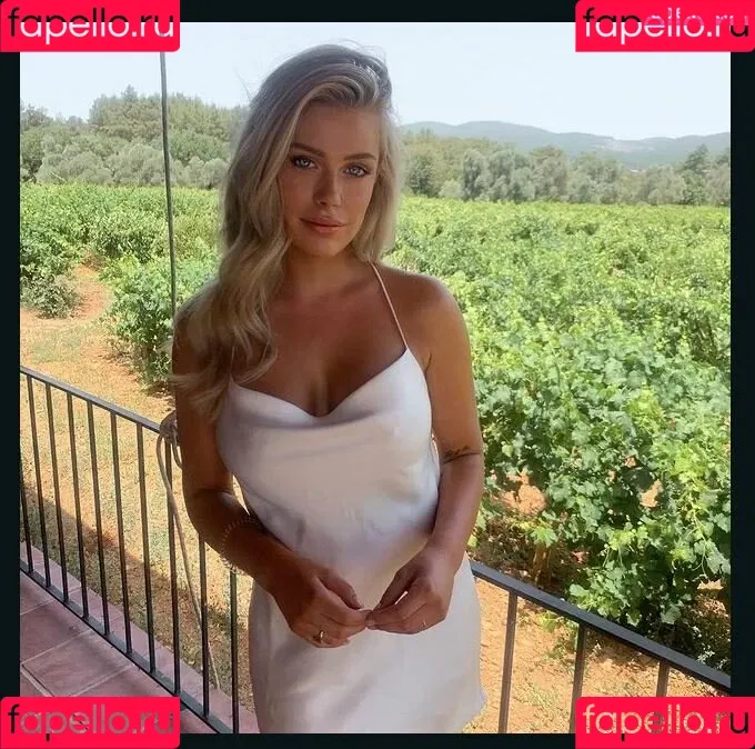 Victoria Vermeer Onlyfans Photo Gallery 