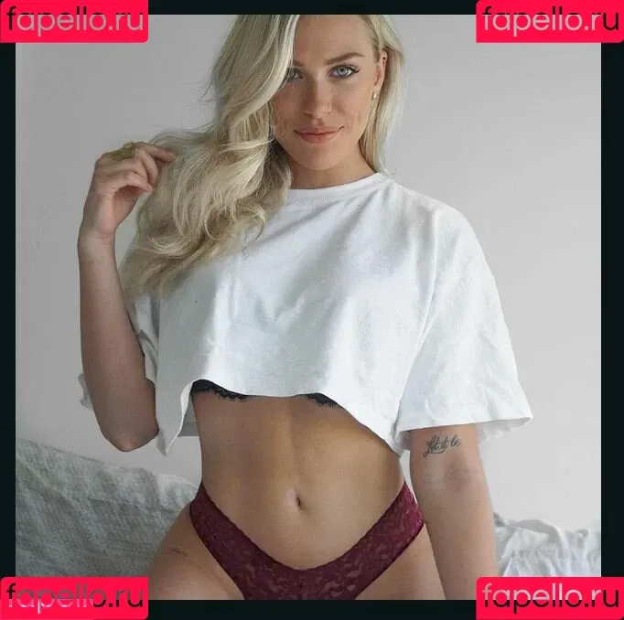 Victoria Vermeer Onlyfans Photo Gallery 