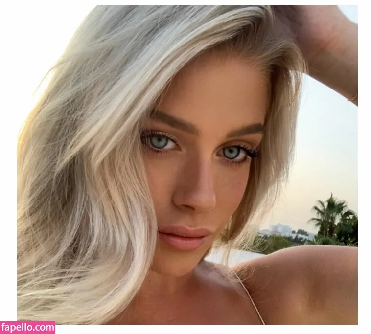 Victoria Vermeer Onlyfans Photo Gallery 