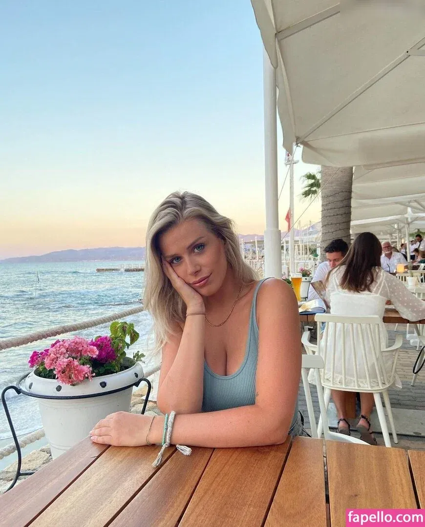 Victoria Vermeer Onlyfans Photo Gallery 