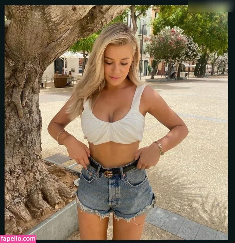 Victoria Vermeer Onlyfans Photo Gallery 