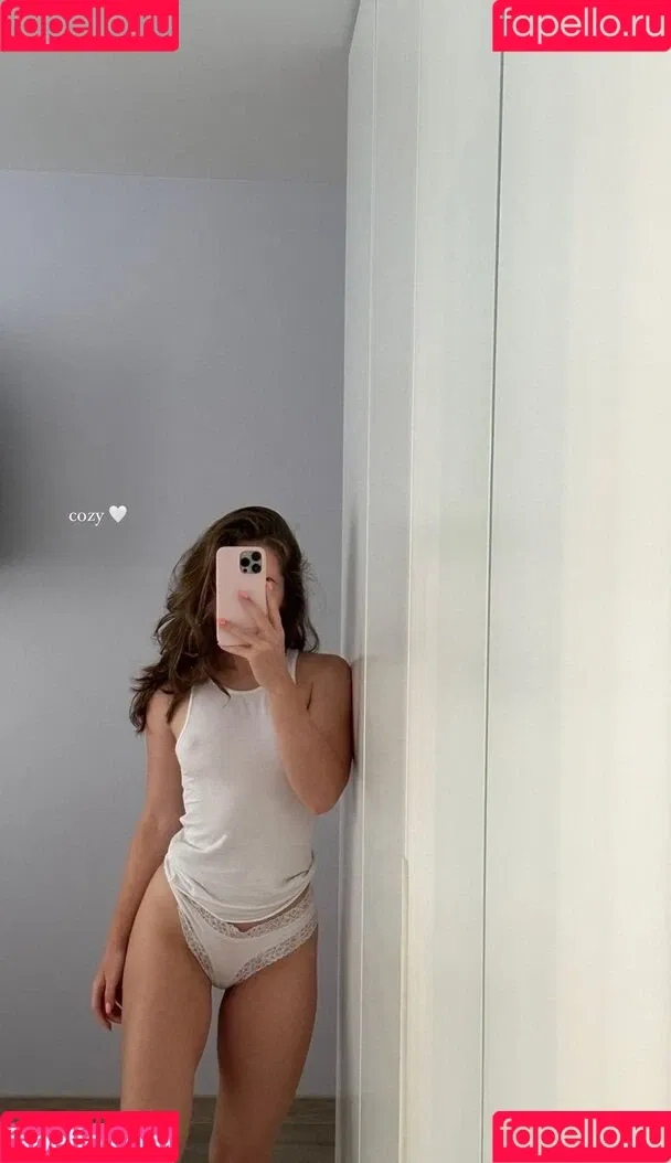 Cathy Bulgakova Onlyfans Photo Gallery 