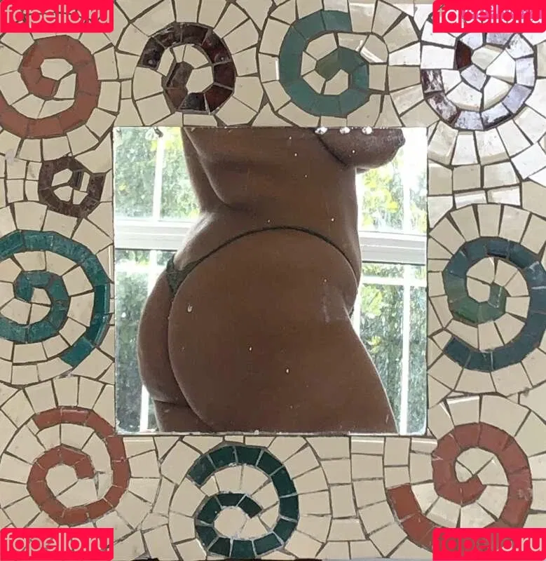 Ariel Cosmo Onlyfans Photo Gallery 