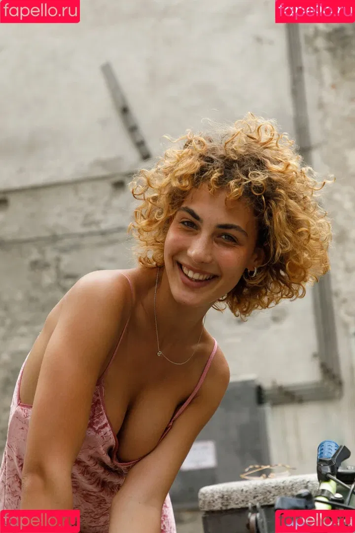 Sylvia Belotti Onlyfans Photo Gallery 