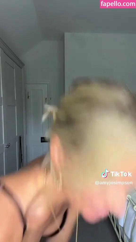 Amy Jo Simpson Onlyfans Photo Gallery 