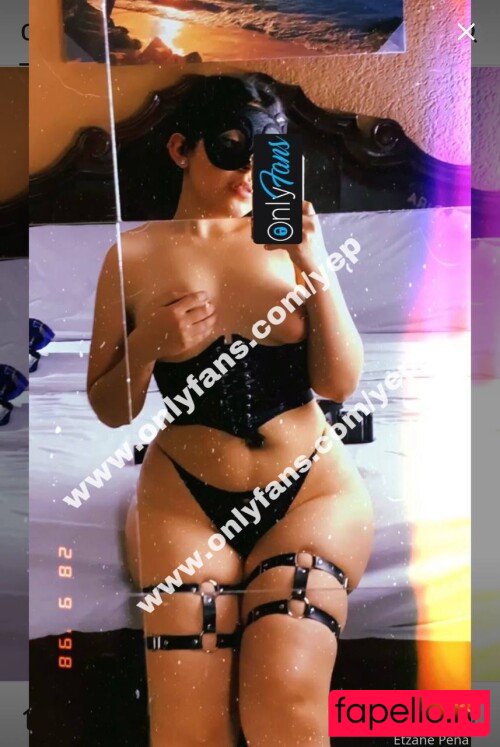 Etzane Peña Nude Onlyfans Photo 7