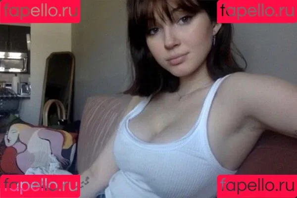 soph8983/Sophie43 Onlyfans Photo Gallery 