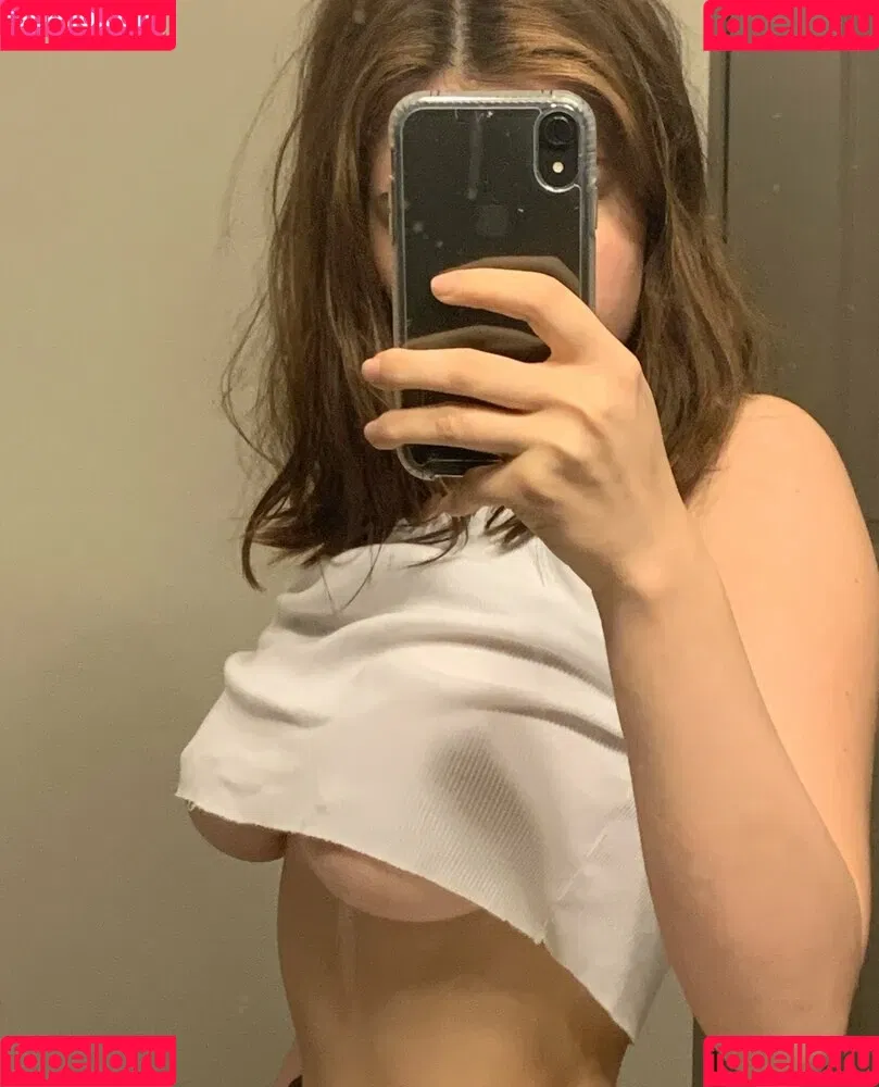 soph8983/Sophie43 Onlyfans Photo Gallery 