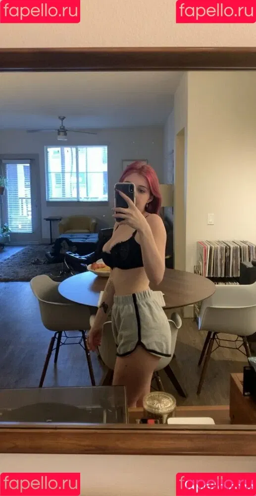 soph8983/Sophie43 Onlyfans Photo Gallery 