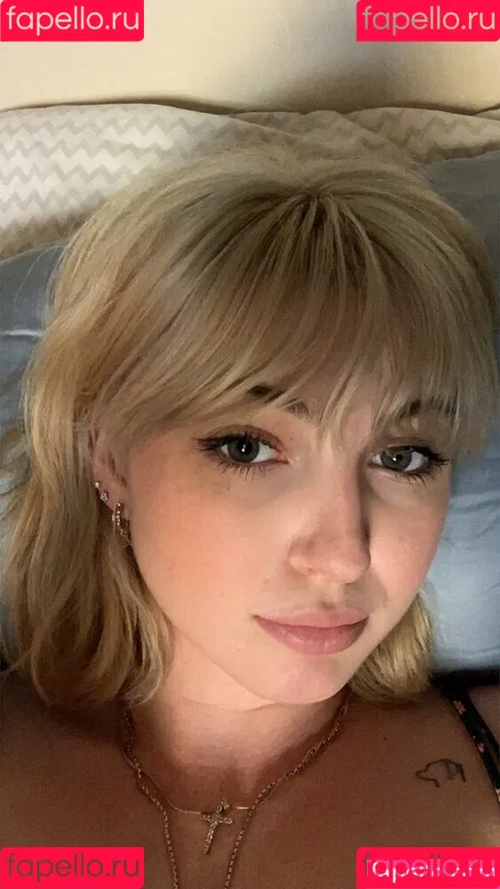 soph8983/Sophie43 Onlyfans Photo Gallery 