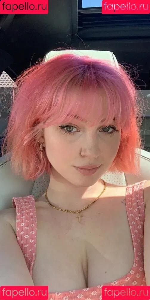soph8983/Sophie43 Onlyfans Photo Gallery 