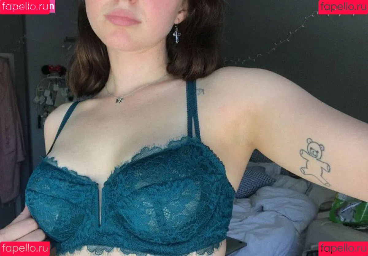soph8983/Sophie43 Onlyfans Photo Gallery 