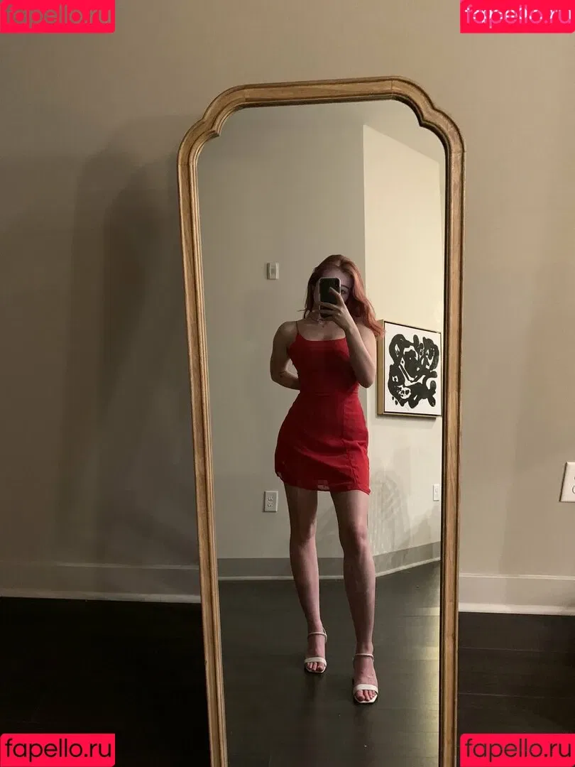 soph8983/Sophie43 Onlyfans Photo Gallery 