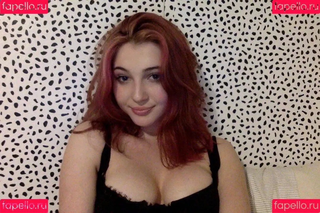 soph8983/Sophie43 Onlyfans Photo Gallery 