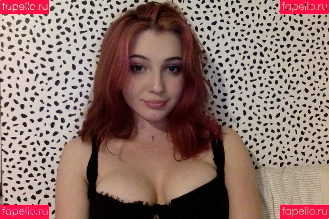 soph8983/Sophie43 Onlyfans Photo Gallery 