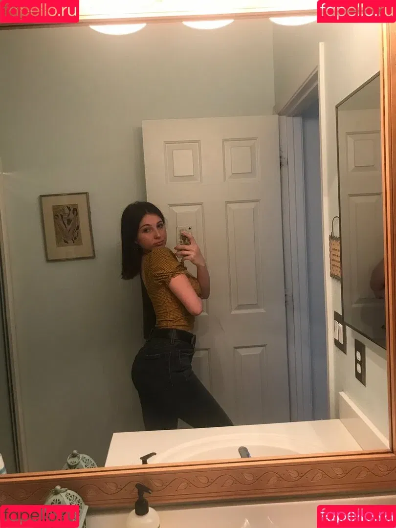 soph8983/Sophie43 Onlyfans Photo Gallery 