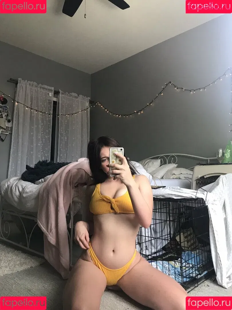 soph8983/Sophie43 Onlyfans Photo Gallery 