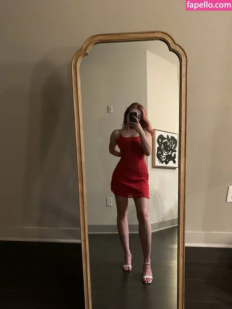 soph8983/Sophie43 Onlyfans Photo Gallery 