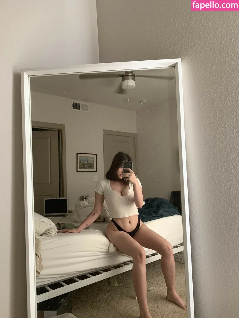 soph8983/Sophie43 Onlyfans Photo Gallery 