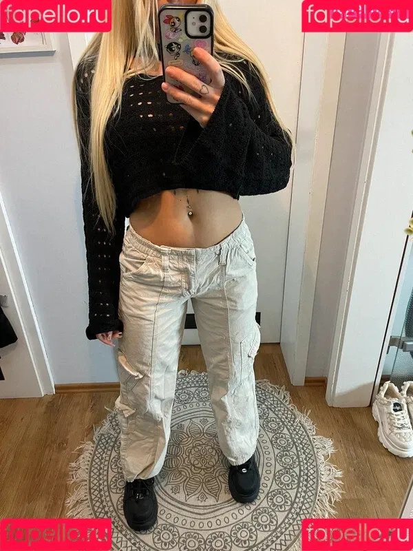mariela_ella Onlyfans Photo Gallery 