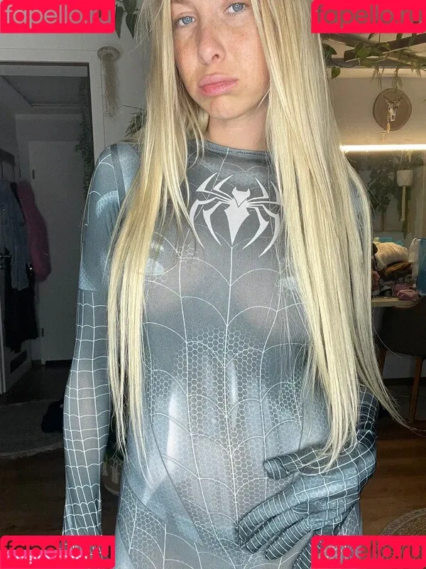 mariela_ella Onlyfans Photo Gallery 